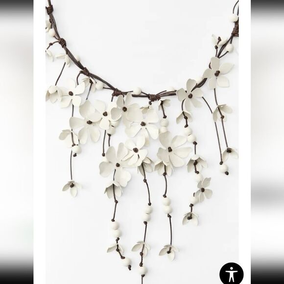 New ZARA Casscading Flowers Ecru Cord Necklace - Picture 4 of 15